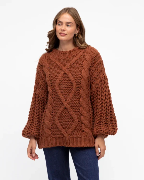 CHESTNUT CHUNKY CABLE KNIT